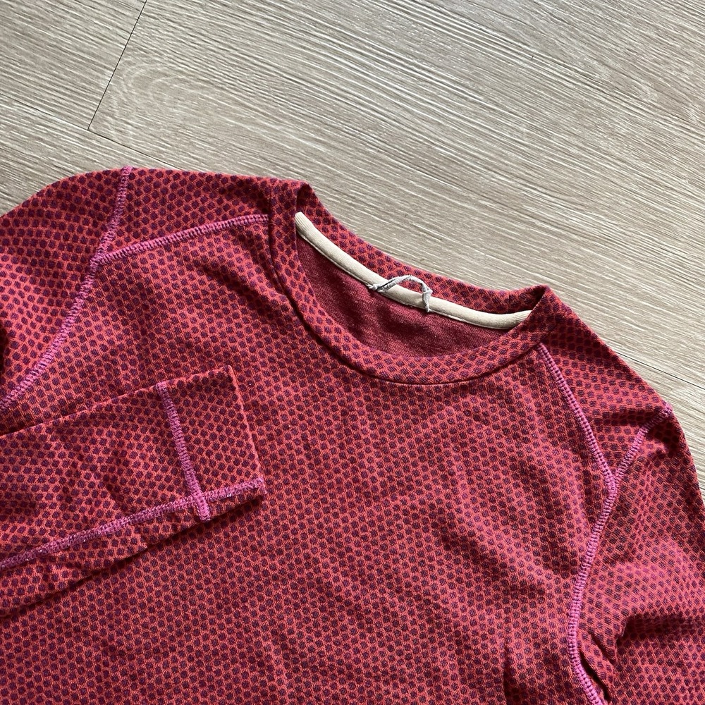 Smartwool Base Layer Top Women's M Red 100% Merino Wool Geometric Outdoor Hiking